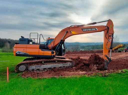 Crawler excavators