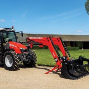 Massey Ferguson ja Quicke frontaallaadurid