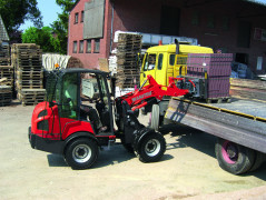 Articulated loaders